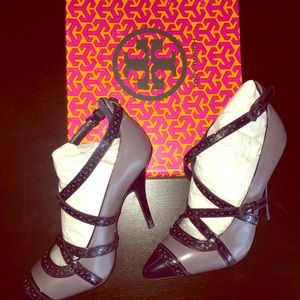 Brand new TORY BURCH JUDITH Equestrian Shoes